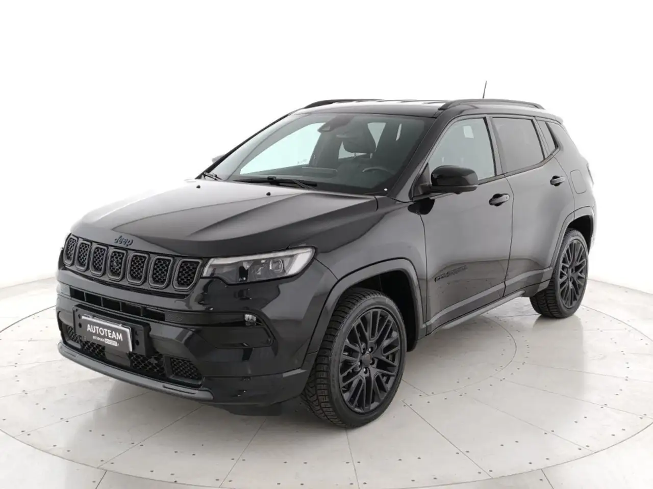 Jeep Compass 1.3 turbo t4 phev S 4xe auto — photo 1 of 15