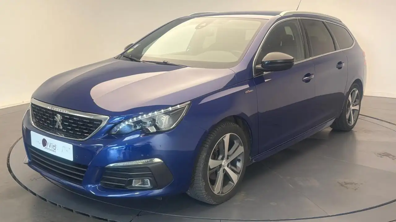 Peugeot 308 1.5 BHDI GT Line — photo 1 of 26