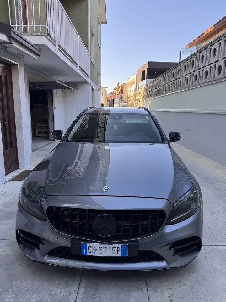 Mercedes-Benz C 220 SW d Premium 4matic auto — photo 1 of 8