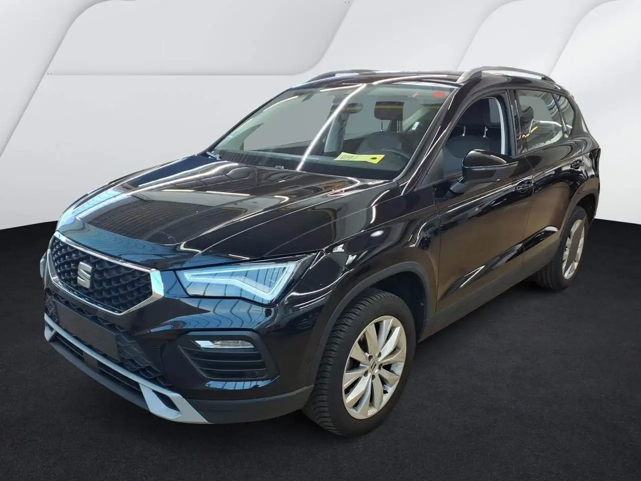 SEAT Ateca Style 1.5 TSI DSG -Navi SHZ GJR Keyless LED LM ACC — photo 1 of 4
