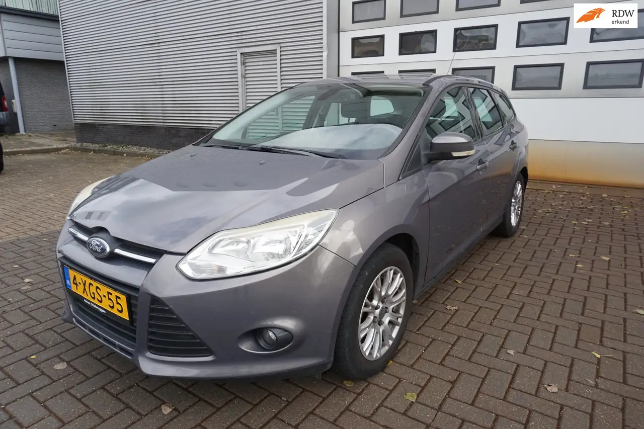 Ford Focus Wagon 1.6 TI-VCT Trend Sport / AIRCO — photo 1 of 19
