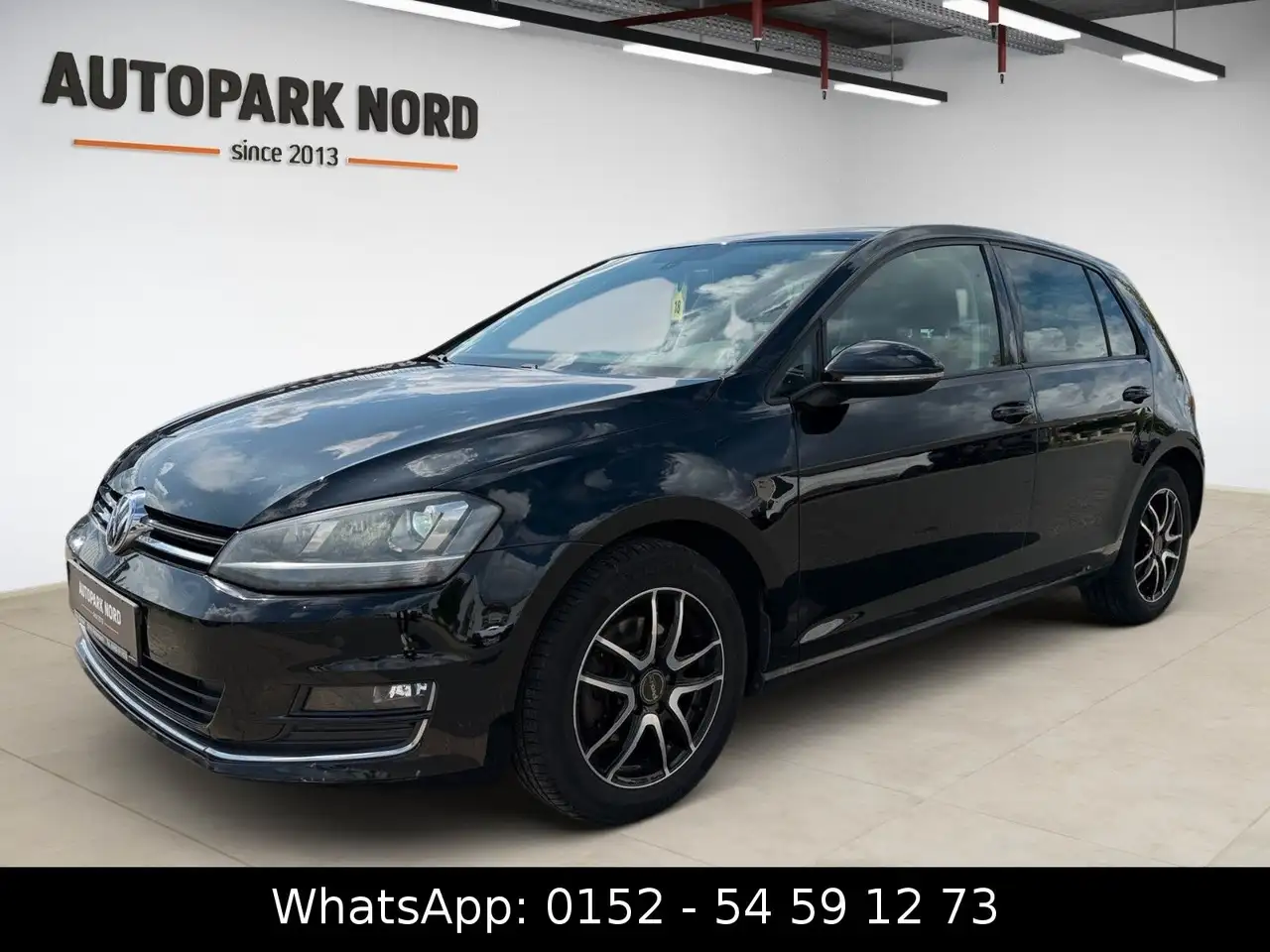 Volkswagen Golf VII Highline BMT/AHK/XENON/LED/SHZ/TEMP/NAV — photo 1 of 18