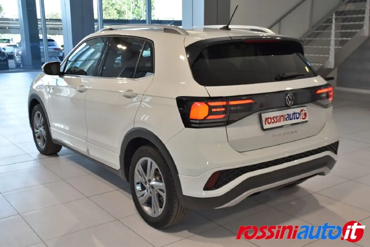 2024 Volkswagen T-Cross 1.0 TSI 116 CV R-LINE + TECH PACK - RETROCAMERA - KEYLESS GO/ACCESS - 2XCLIMATRONIC + RUOTINO + MANCORRENTI CROM, photograph 4