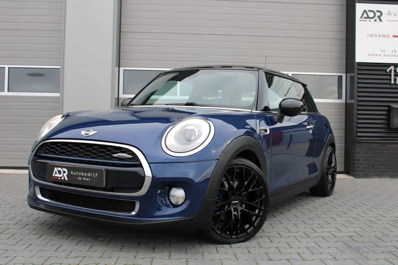 MINI John Cooper Works 3-Deurs 1.5 WORKS|XENON|HEADUP|NAVI|ALCANTARA|BOM — photo 1 of 15