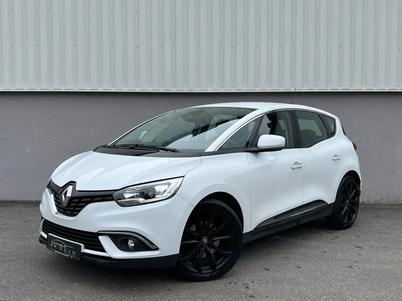 Renault Scenic IV Experience *TEMPOMAT*TÜV*8Fach* — photo 1 of 16