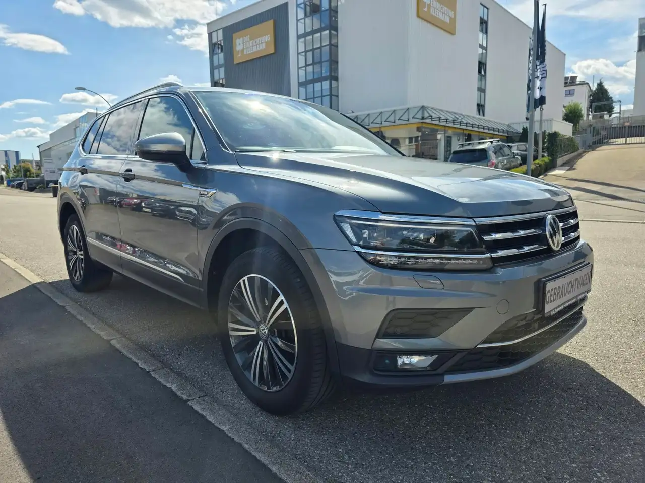 Volkswagen Tiguan Allspace 2,0 TSI 4MOTION DSG "Highline"n*1.Hand* — photo 1 of 22