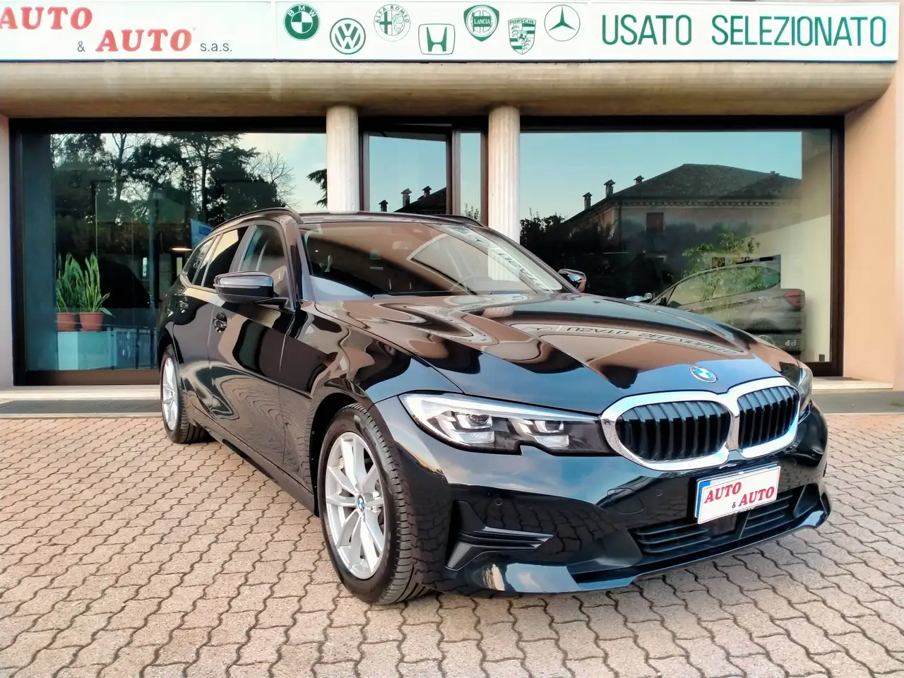 BMW 318 D TOURING G21 MHEV 48V SEDILI SPORTIVI / PELLE NERA /LED /VETRI PRIVACY — photo 1 of 15