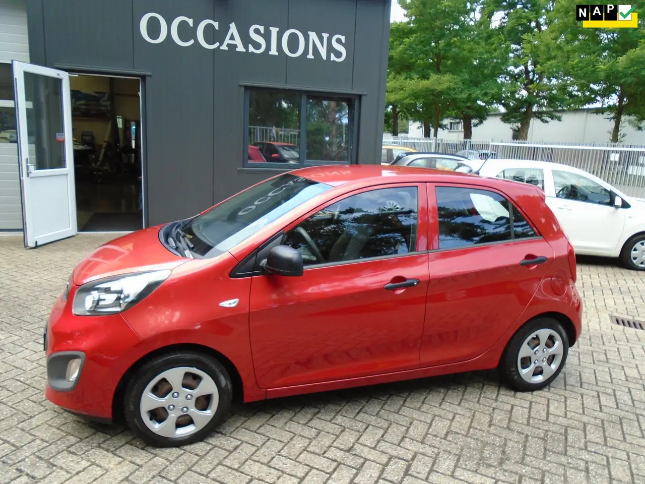 Kia Picanto 1.0 CVVT Comfort Pack — photo 1 of 12