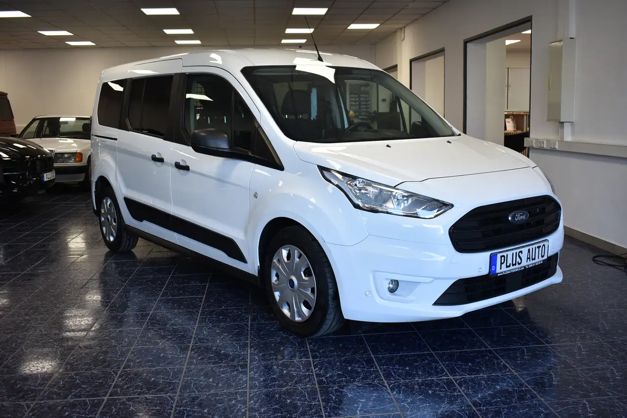 Ford Transit Connect 230 L2 Navi 5 Sitze PDC Kamera — photo 1 of 20