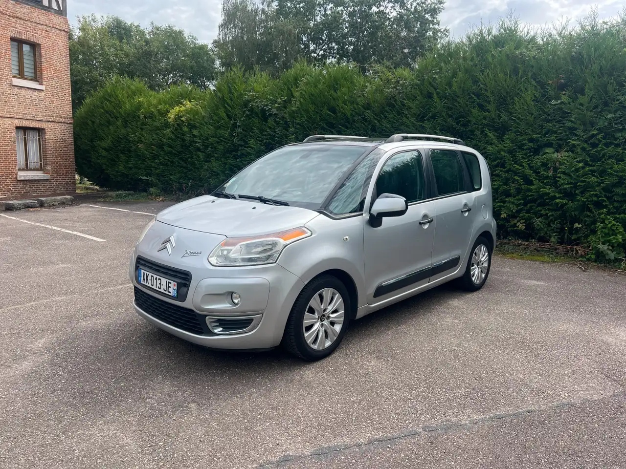 Citroen C3 Picasso C3 Picasso HDi 90 Airdream Attraction — photo 1 of 20
