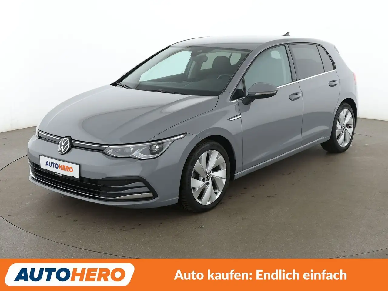 Volkswagen Golf 1.5 eTSI ACT Style Aut.*MATRIX*ACC*CAM*PDC*SHZ*BT* — photo 1 of 30