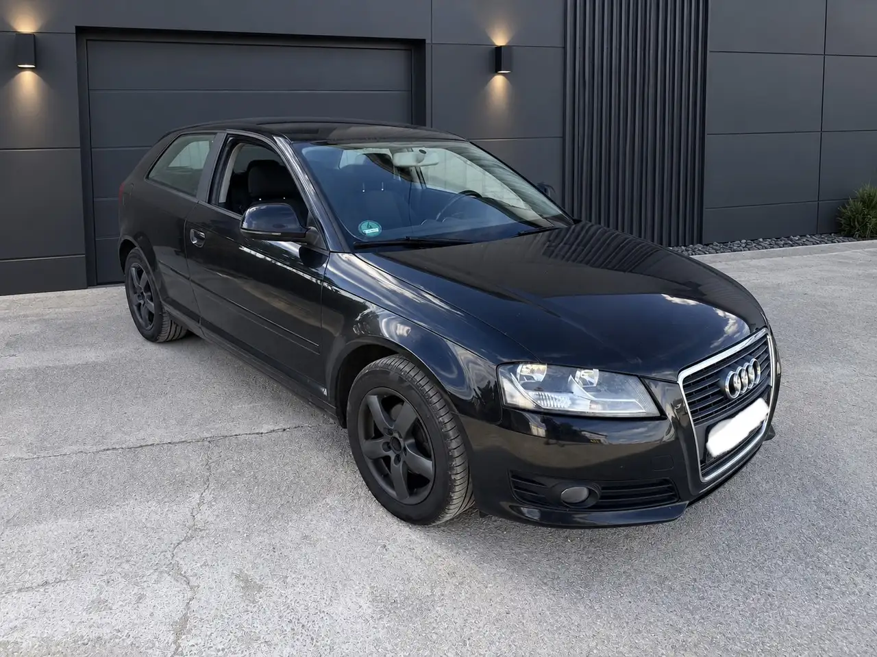 Audi A3 1.9 TDI Ambition — photo 1 of 6