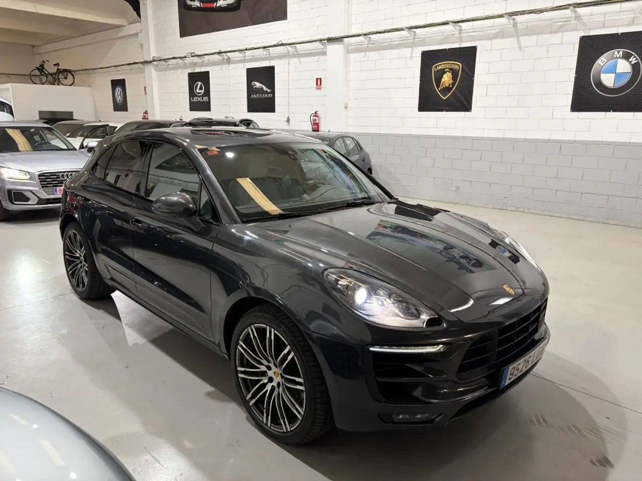 Porsche Macan GTS Aut. — photo 1 of 27