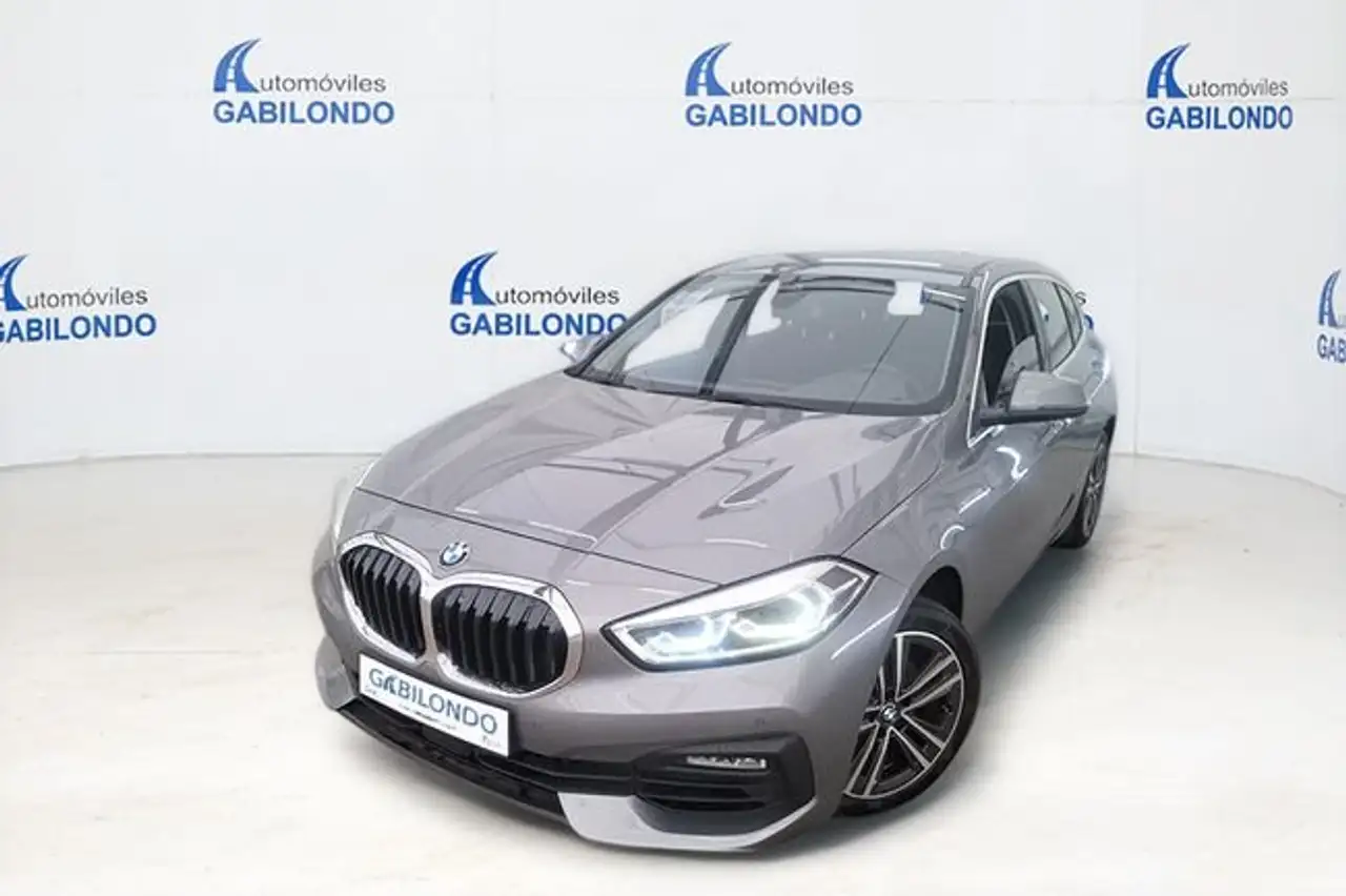 BMW 116 116d — photo 1 of 9