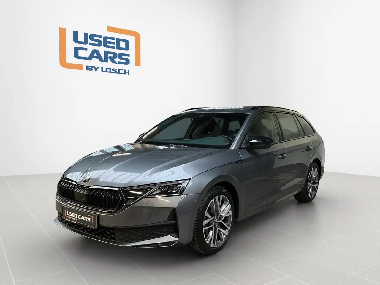 Skoda Octavia Sportline+DSG+P.Assisted+AHK+P:Confort+Pano — photo 1 of 24