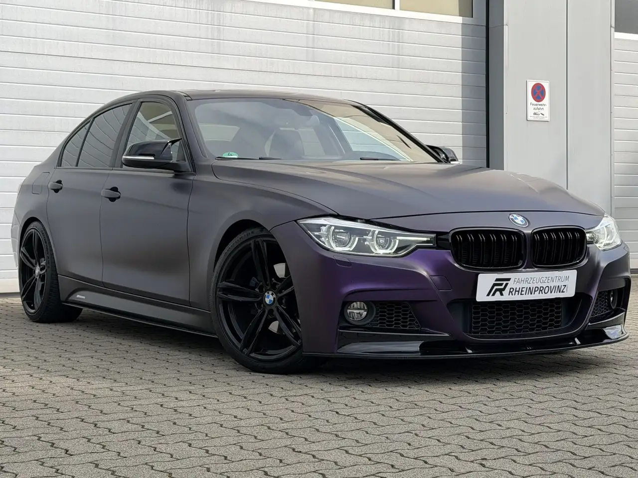 BMW 328 xDrive M-Performance/LED/M3-Memory/Navi/SHZ — photo 1 of 30