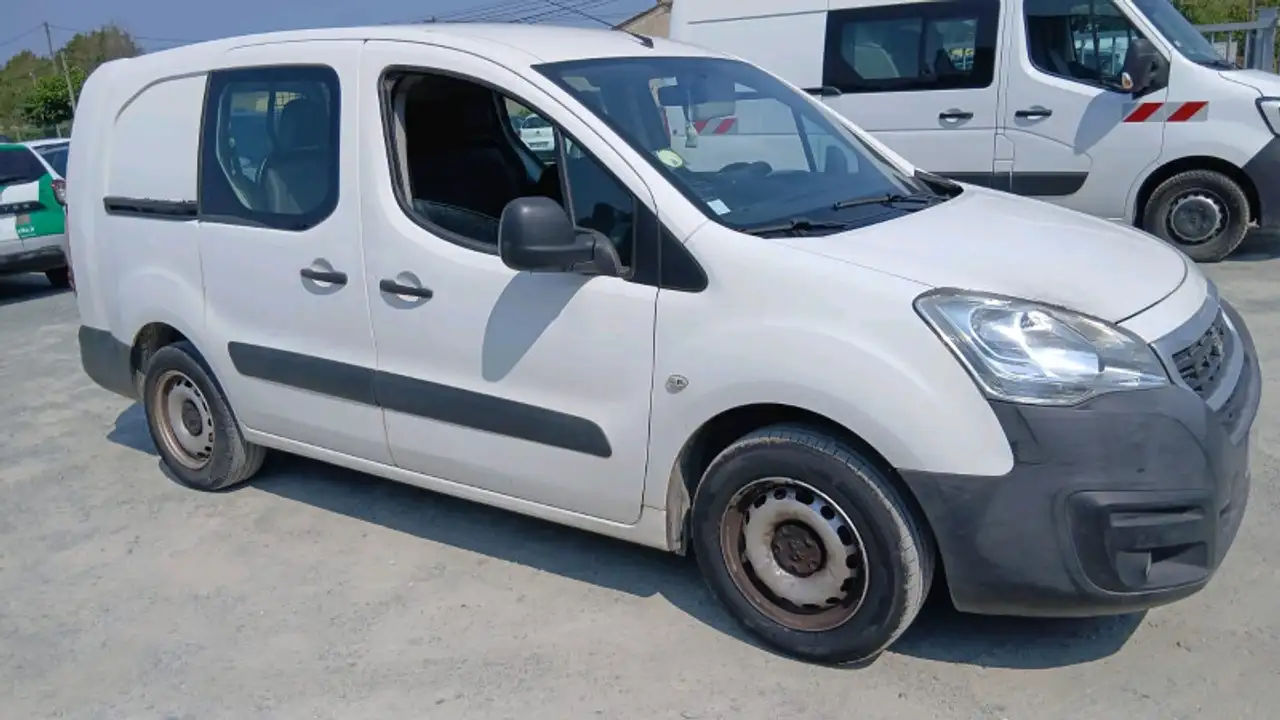 Peugeot Partner LONG 1.6 BLUEHDI 100CH CABINE APPROFONDIE PRO — photo 1 of 13
