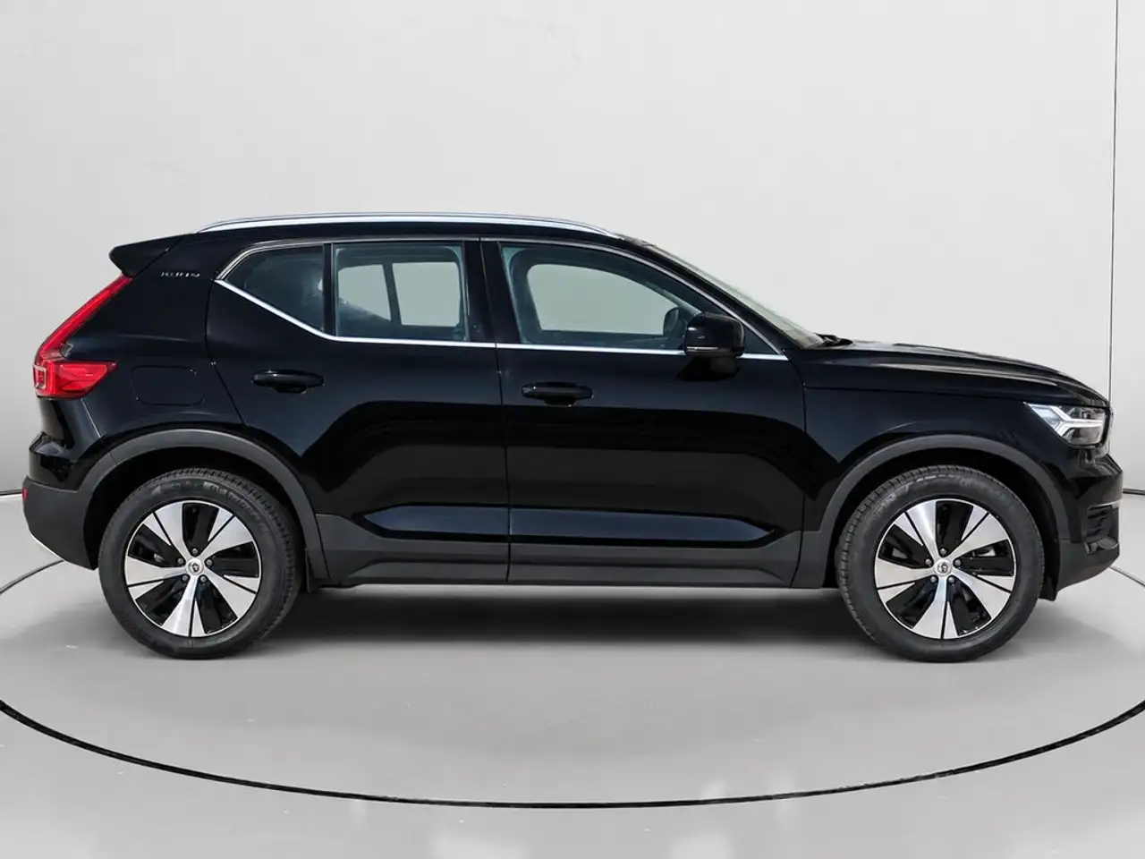 2021 Volvo XC40 T4 Recharge Inscription Expression Aut., photograph 2