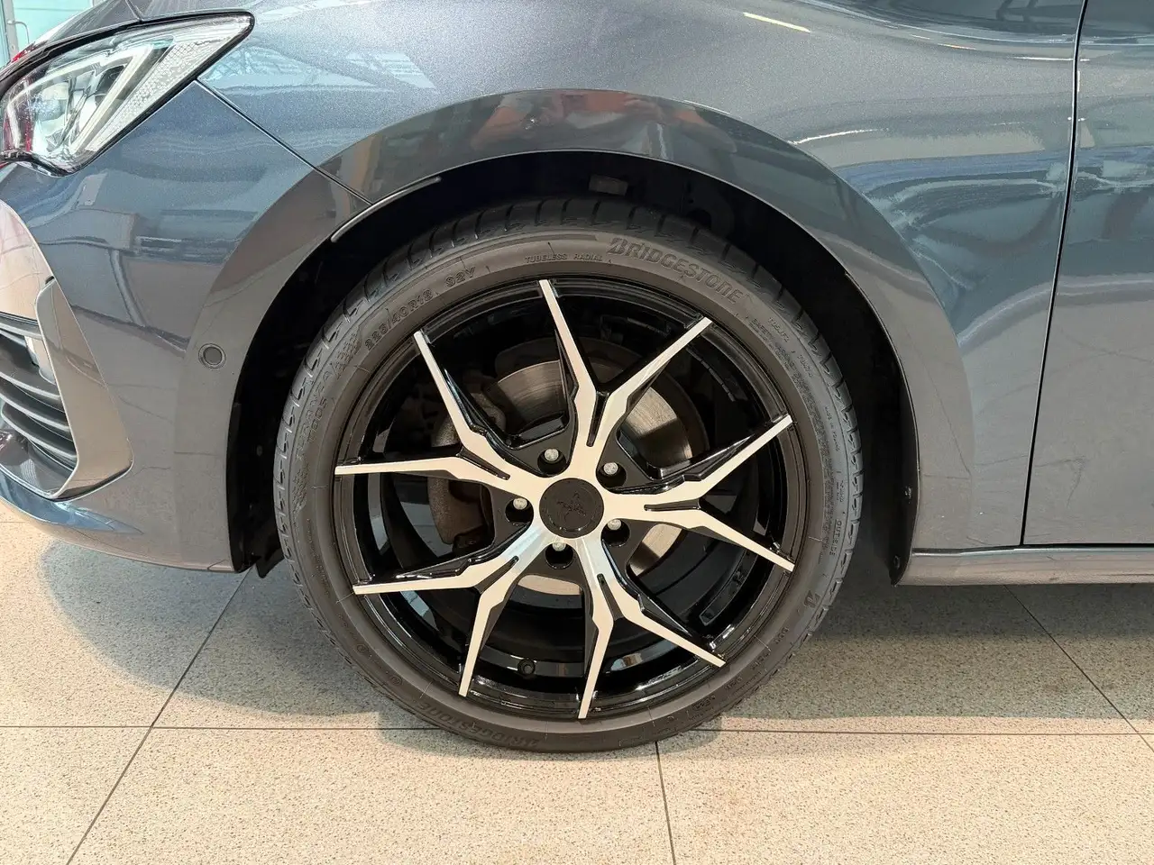 2023 CUPRA Leon LED ACC LINE SIDE 29000 Km, photograph 5