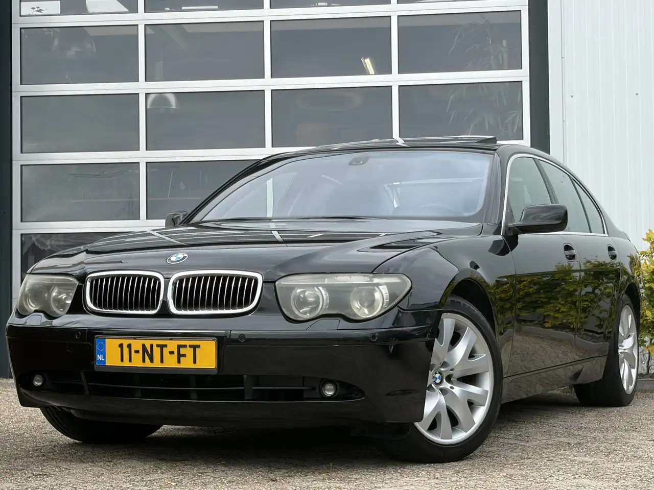 BMW 745 7-serie 745i Executive 333pk | Xenon koplampen | B — photo 1 of 32