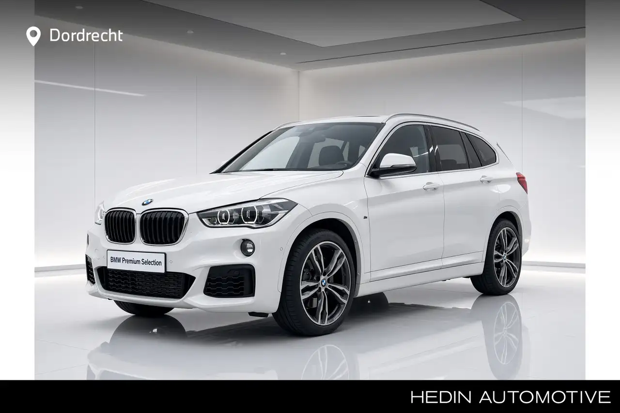 BMW X1 xDrive25i High Executive | 232 pk | M-Sport | 19" — photo 1 of 17