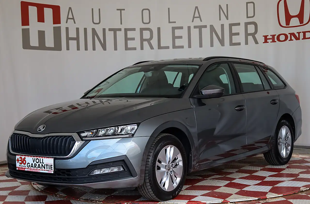 Skoda Octavia 2,0 TDI KAMERA AHV NAVI LED VIRTUAL — photo 1 of 35