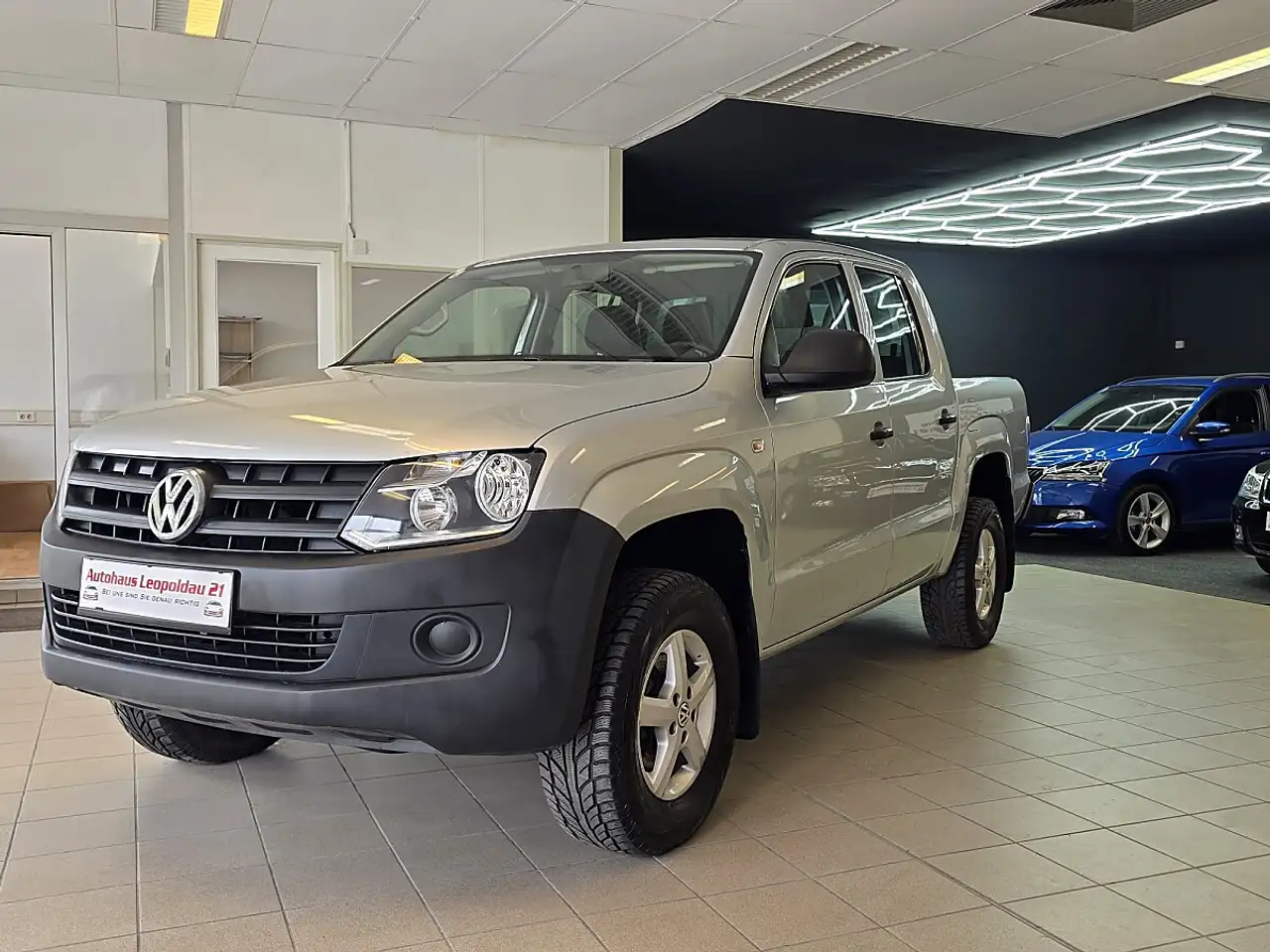 Volkswagen Amarok DoubleCab Entry BMT TDI 4x4 zuschaltbar — photo 1 of 15
