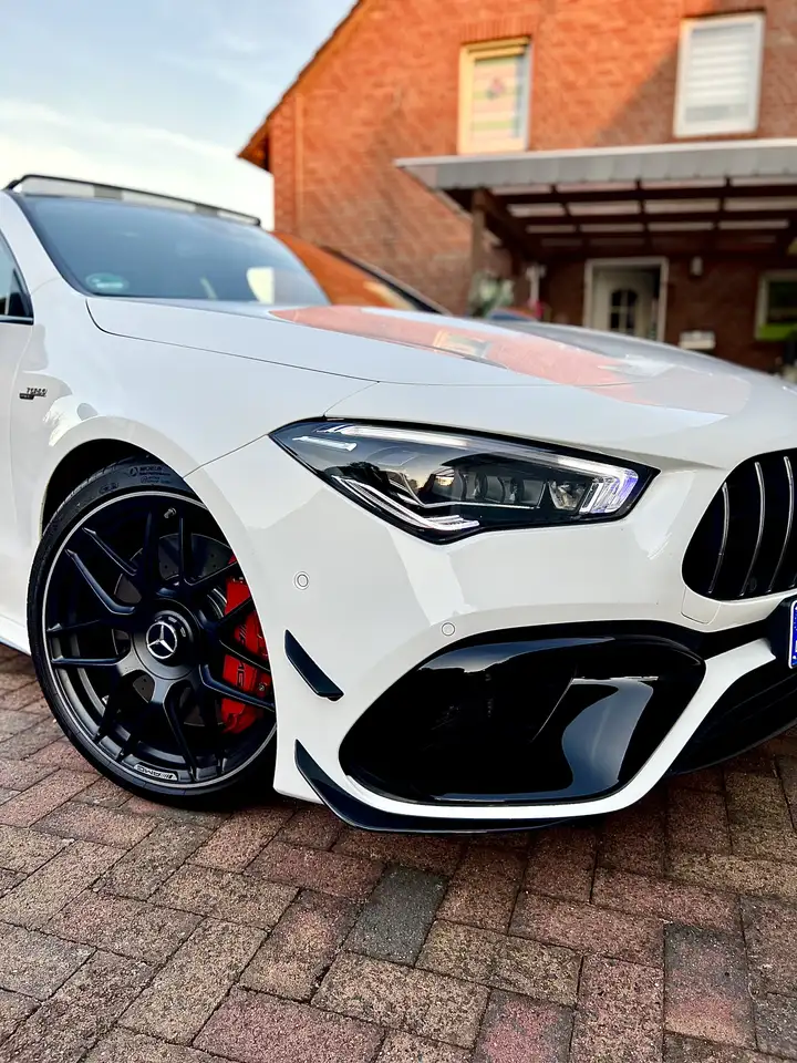 Mercedes-Benz CLA 45 AMG S 4Matic+ Speedshift 8G-DCT — photo 1 of 7