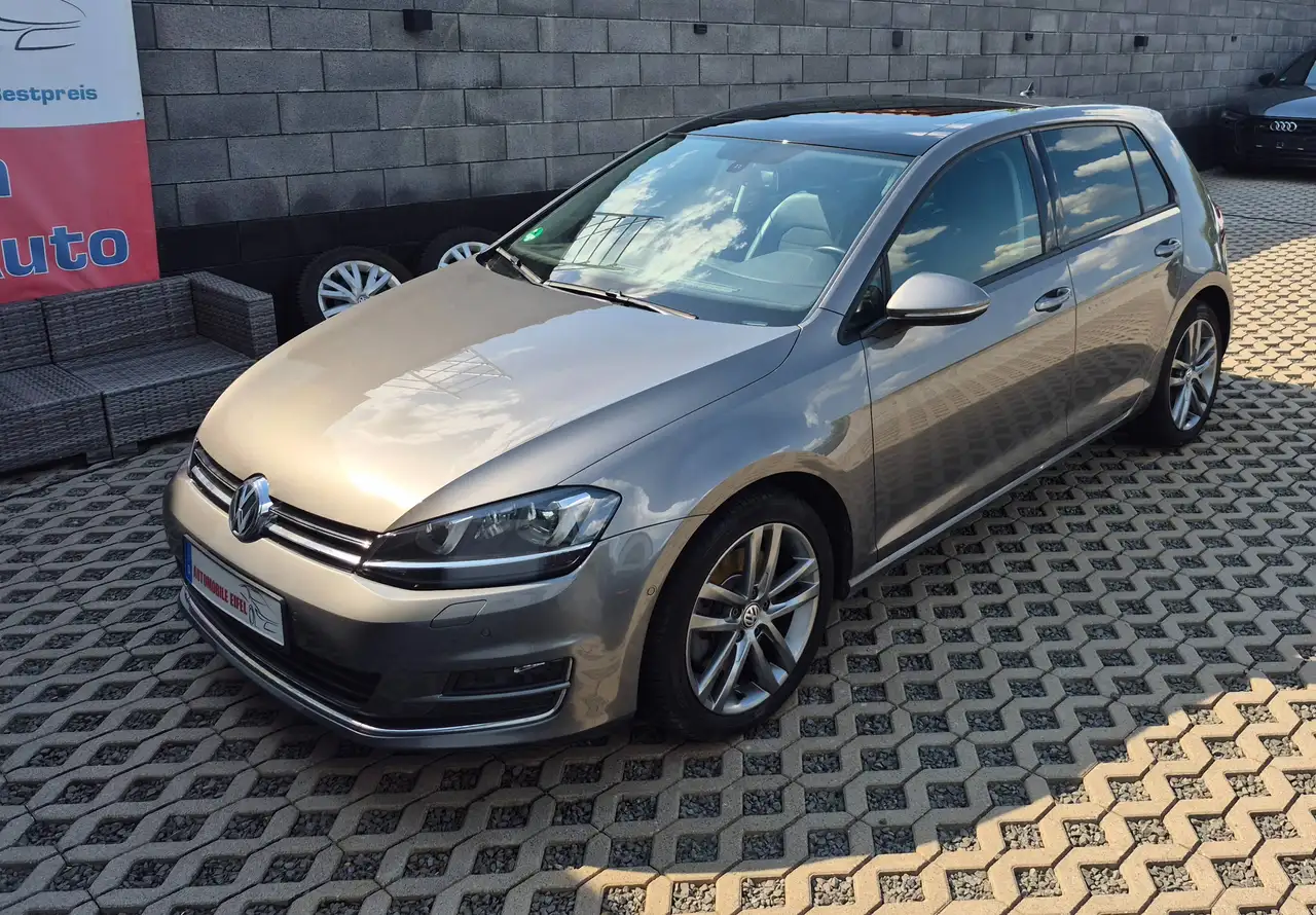 Volkswagen Golf Highline BMT*SPORTPAKET*KAMERA*PANORAMA*XENON*TEMPOMAT*SITZHEIZUNG*PDC*ALU*NAVI*8-FACH* — photo 1 of 22