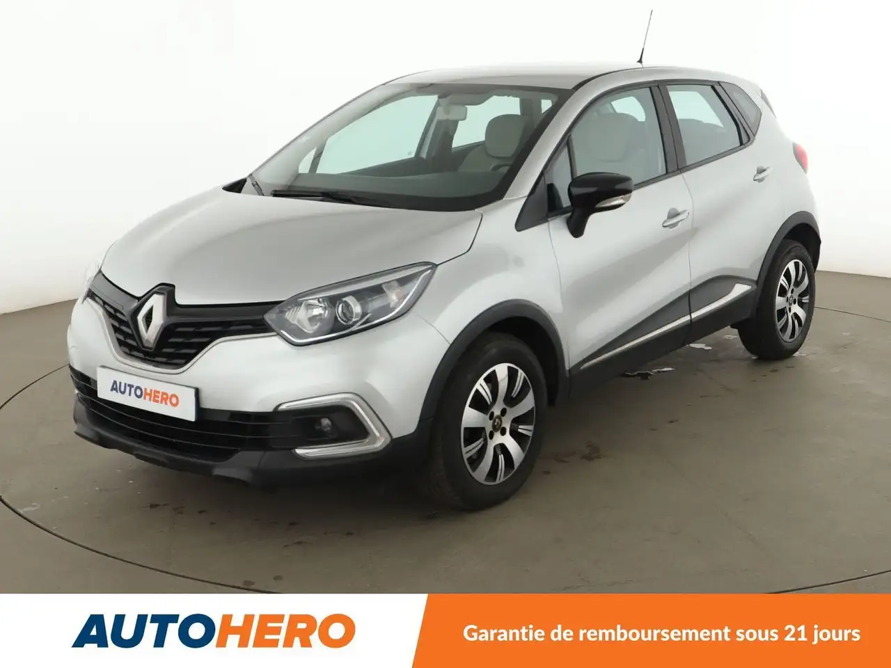 Renault Captur 1.5 dCi Energy Business EDC — photo 1 of 33