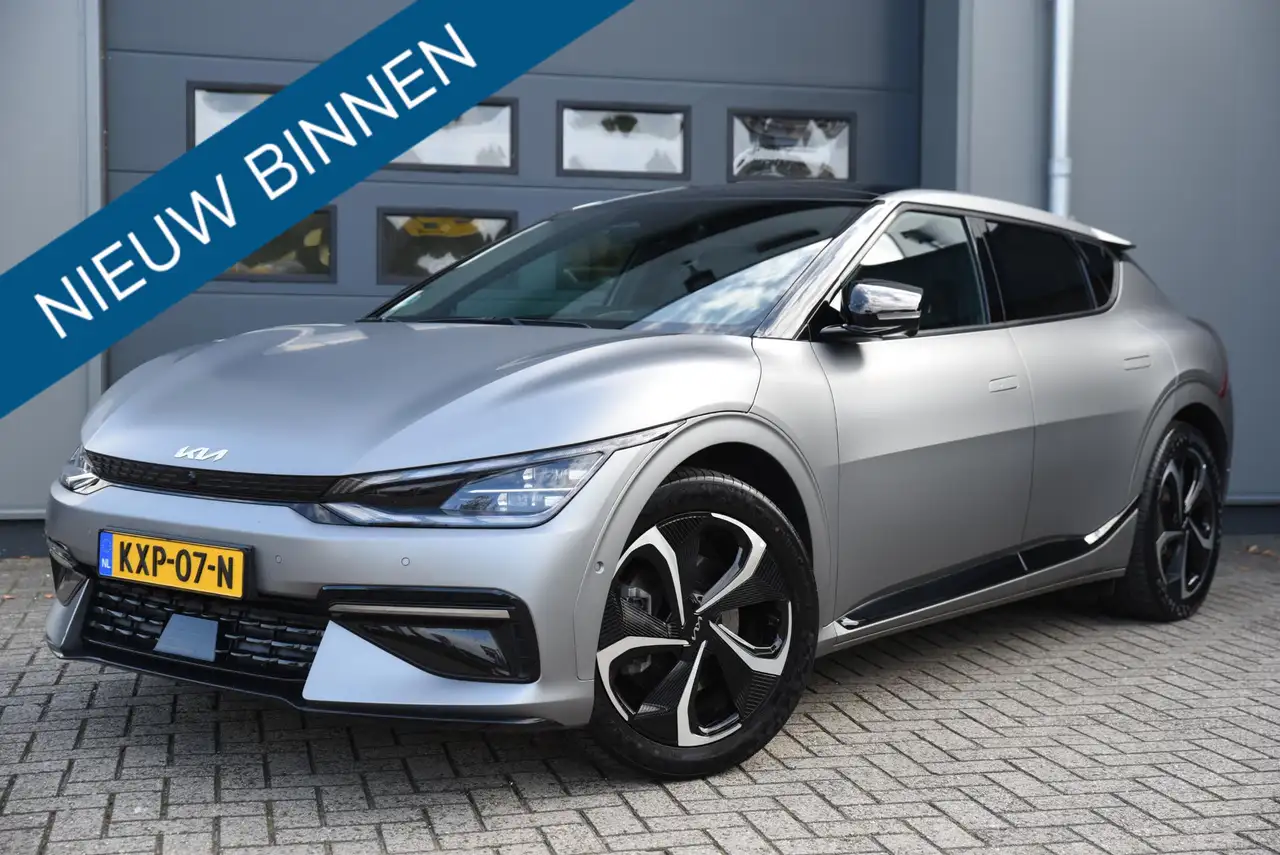 Kia EV6 GT-Line AWD 77.4 kWh — photo 1 of 40