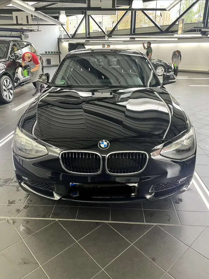 BMW 116 116 i — photo 1 of 19