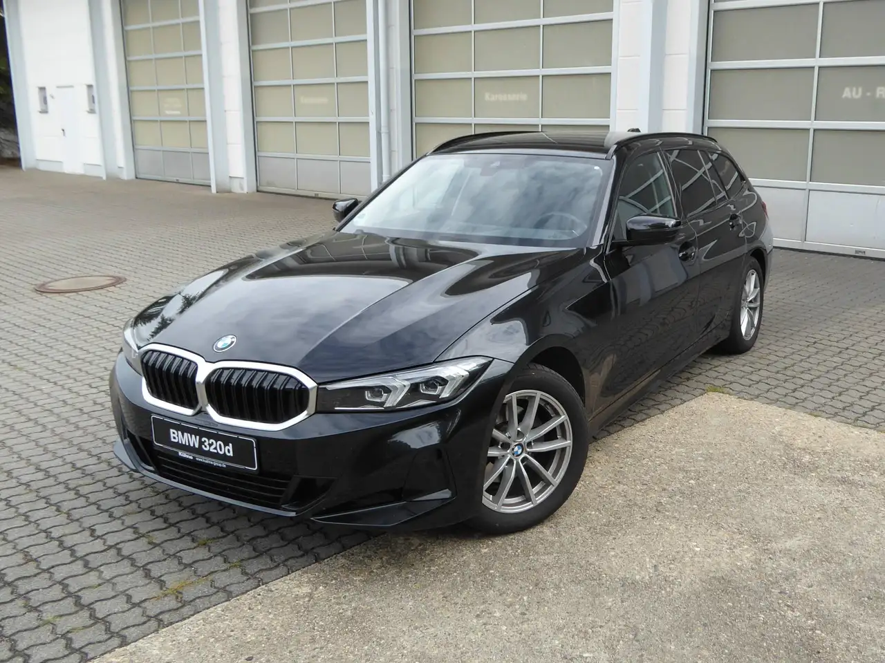 BMW 320 320dxDrive AHZV LDS FLA DAT PAT DAB SSV EU6d — photo 1 of 33