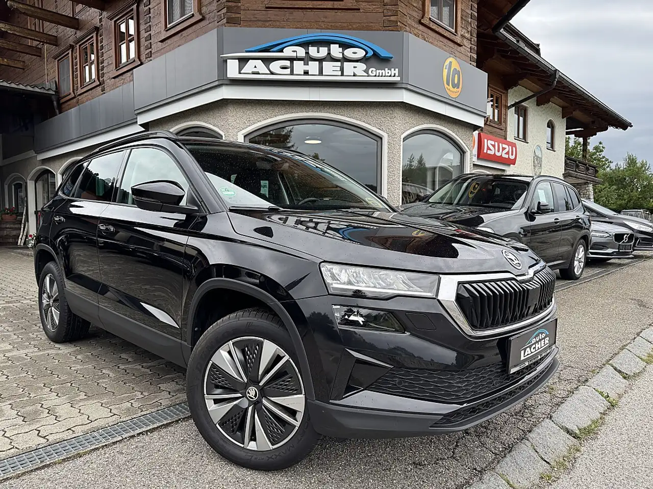 Skoda Karoq 2,0 TDI 4x4 DSG*LED*ACC*RFK* — photo 1 of 26