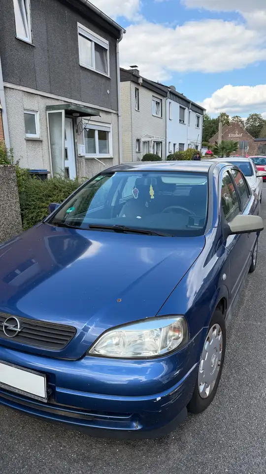 Opel Astra Astra 1.6 Selection — photo 1 of 17