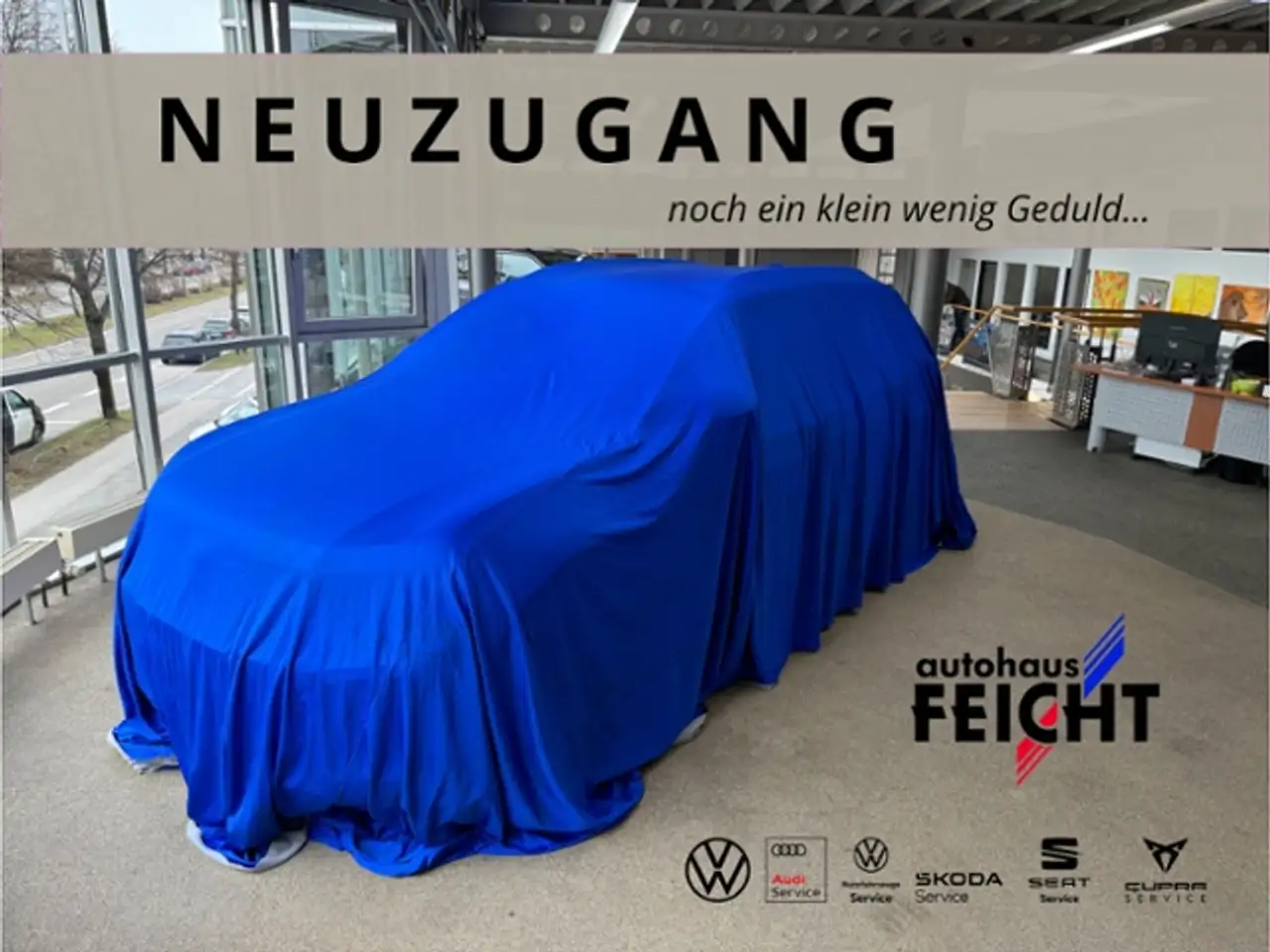 Volkswagen Golf VIII 1.5 eTSI R-Line+LED+APP-Connect+PDC — photo 1 of 1