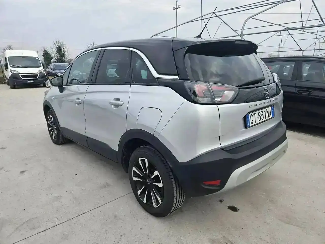 2024 Opel Crossland 1.2 130cv Elegance autom AT6 - GT831MA, photograph 4