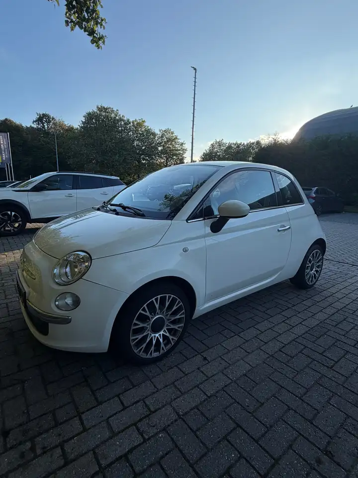 Fiat 500 500 1.2 Lounge — photo 1 of 13