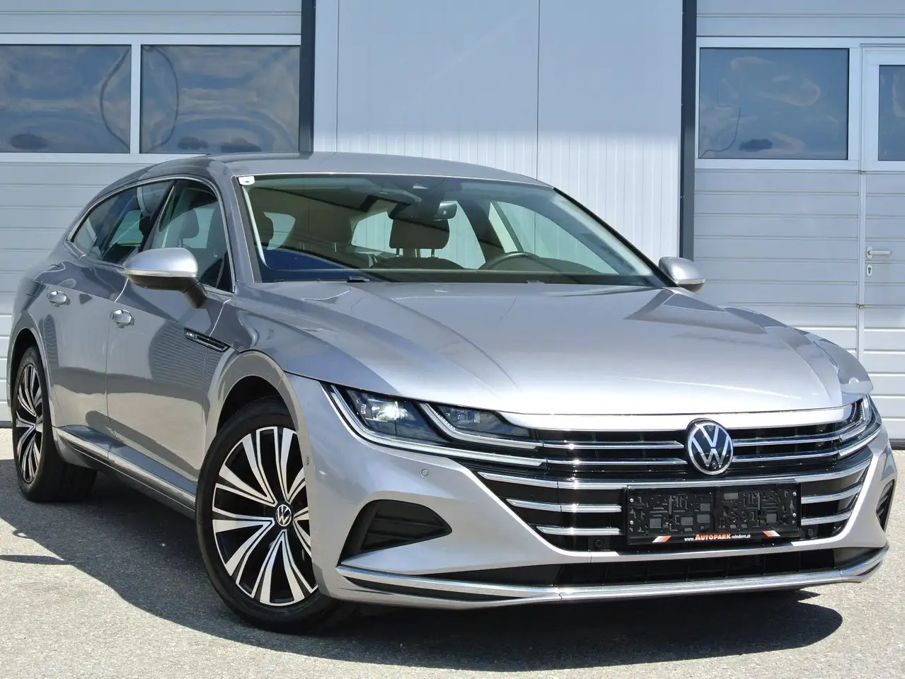 Volkswagen Arteon SB 2.0 TDI DSG 4motion Elegance * LEDER *AHK * — photo 1 of 16