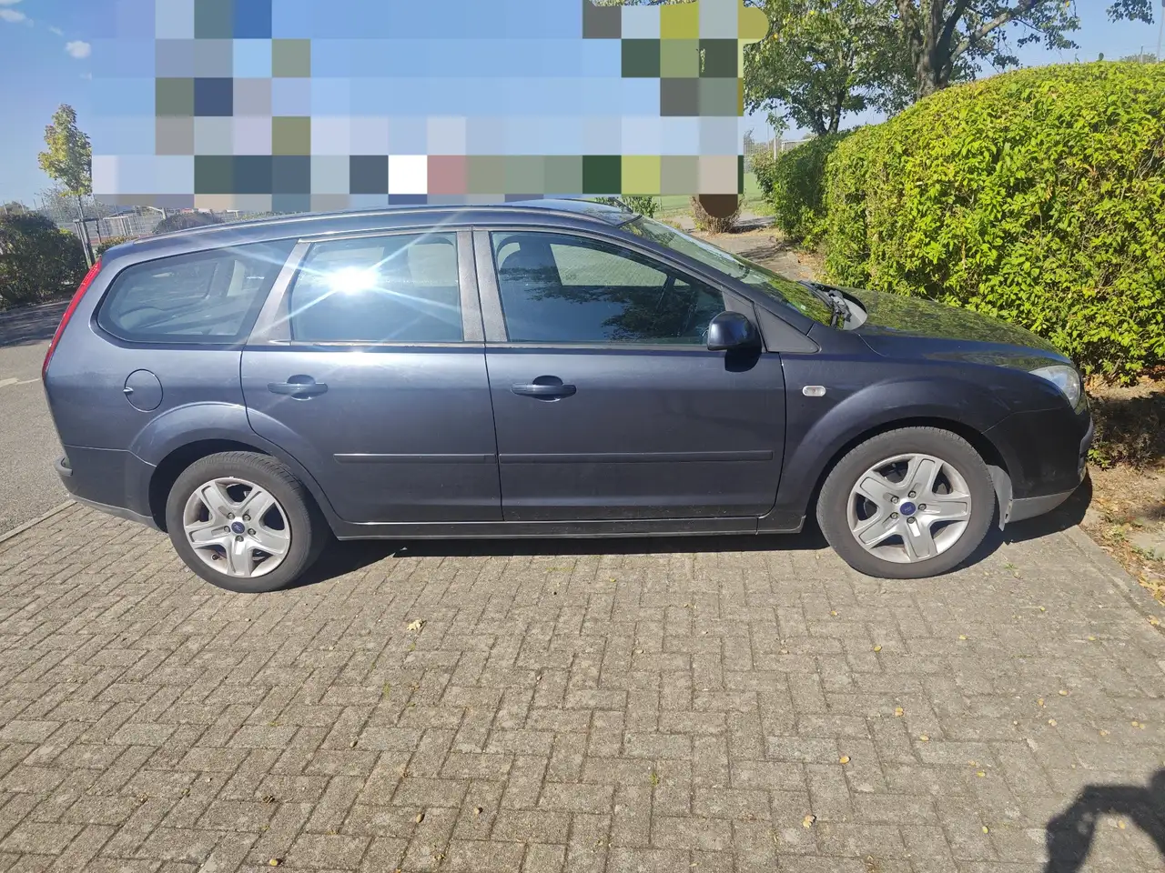 Ford Focus 1.6 16V Automatic — photo 1 of 6