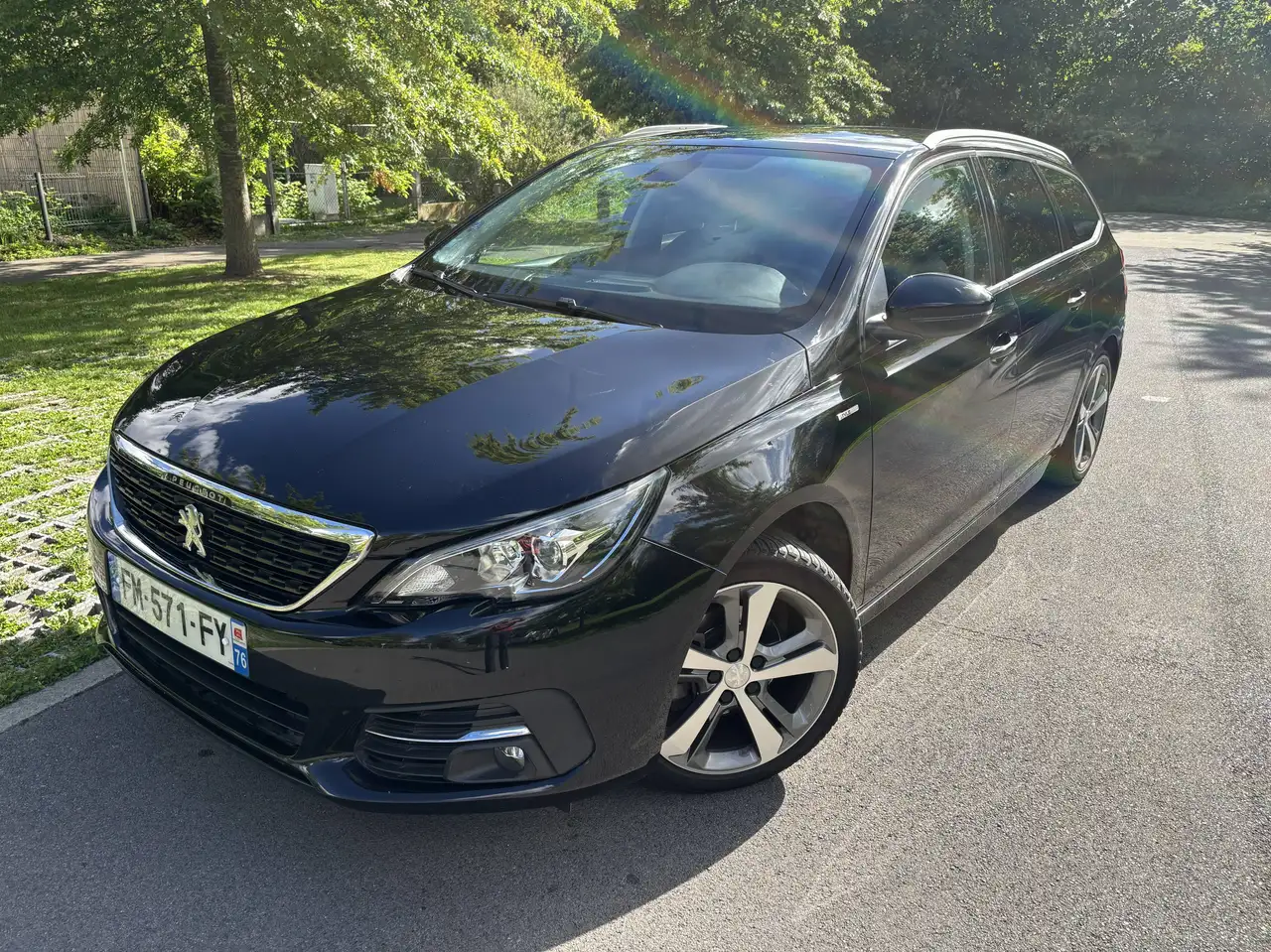 Peugeot 308 308 PureTech 110ch S — photo 1 of 8