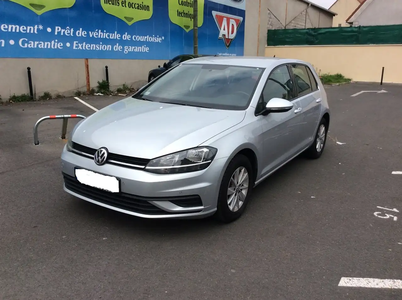 Volkswagen Golf 1.0 TSI 115 CONFORTLINE — photo 1 of 10