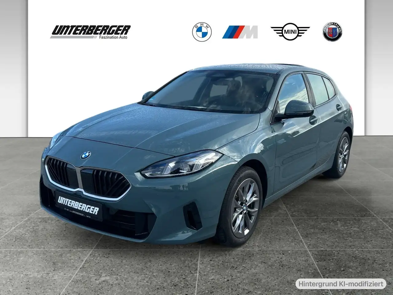 BMW 120 SHZ LED — photo 1 of 15