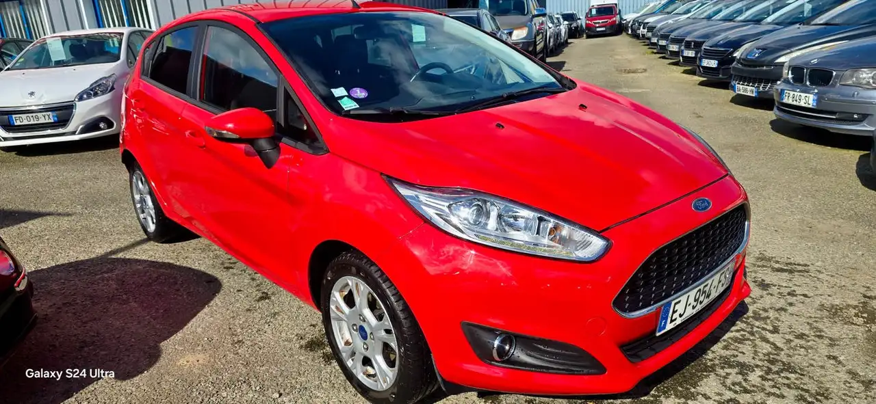 Ford Fiesta 1.25 82ch — photo 1 of 8