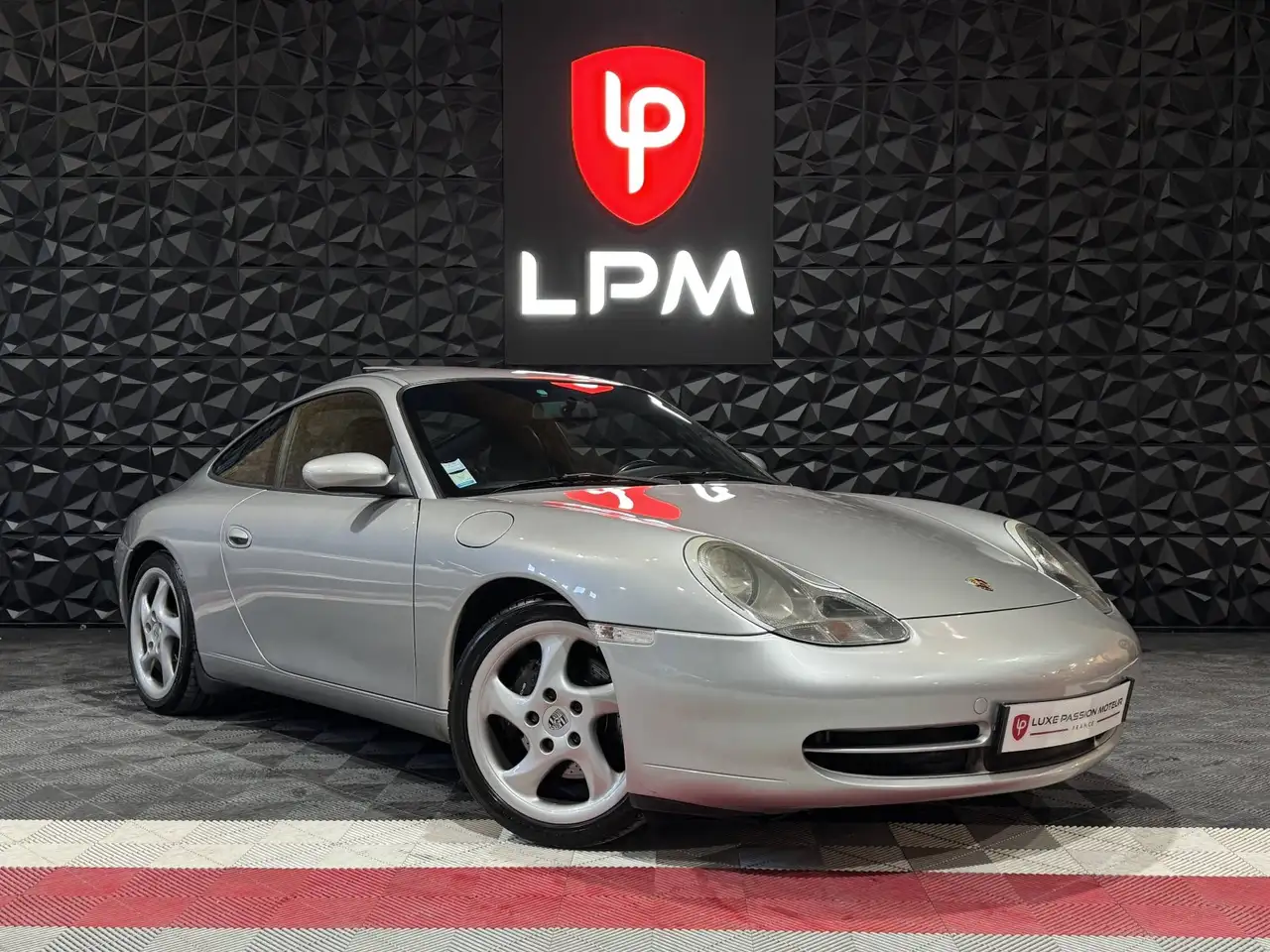 Porsche 996 III (996) 300ch Carrera BV6 — photo 1 of 21