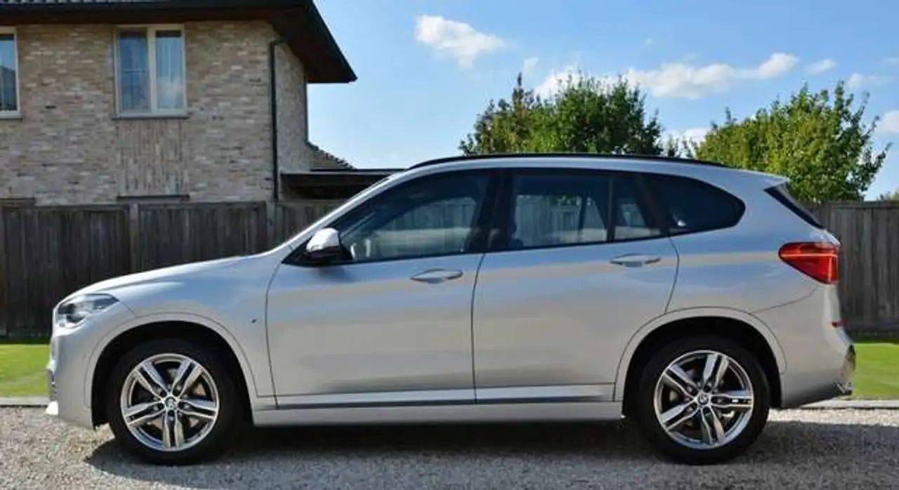 BMW X1 M-Pack 20 DAS X-Drive"LED KOPLAMPEN-GPS-ALCANTARA-AIRCO-SHADOW LINE-AUTO KOFFER-PDC-CAMERA" — photo 1 of 40