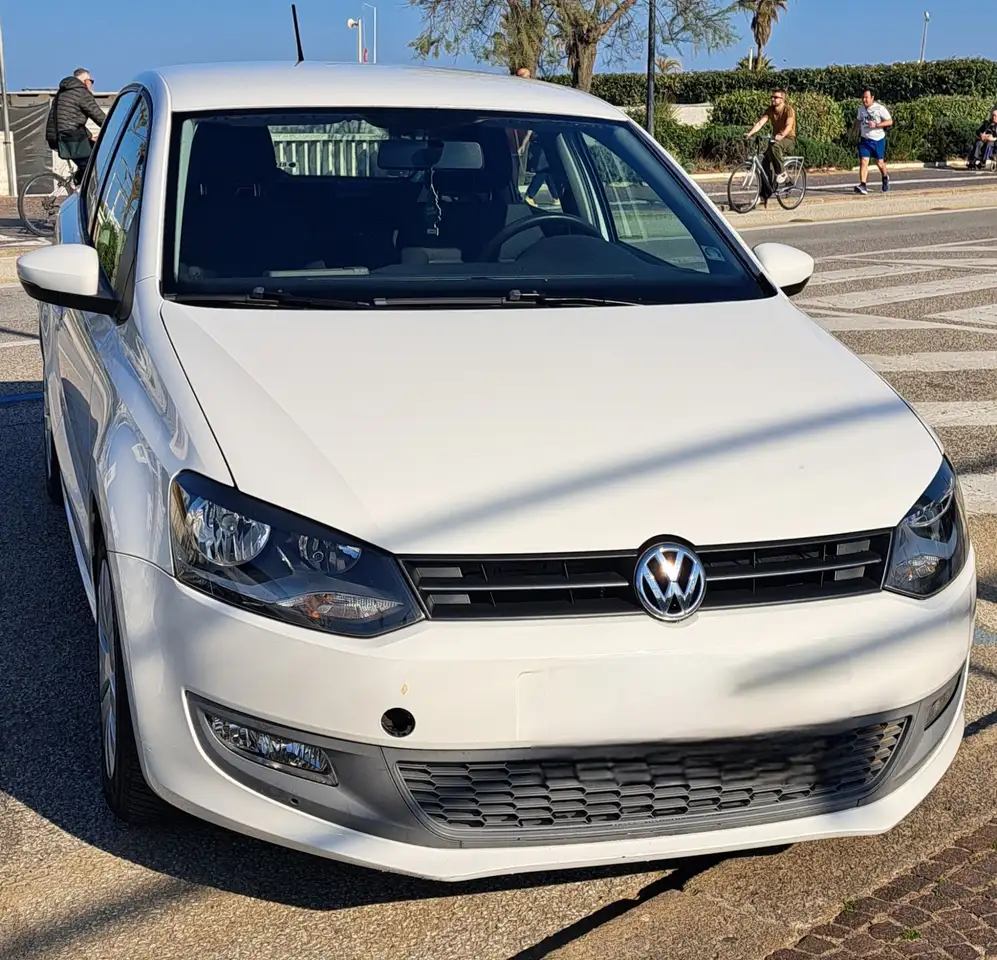 Volkswagen Polo 5p 1.4 Comfortline CL bi-fuel G — photo 1 of 15