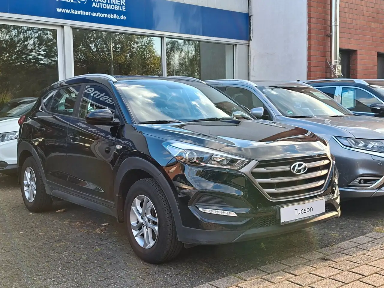 Hyundai TUCSON blue Classic 2WD Klima Bluetooth Garantie — photo 1 of 22