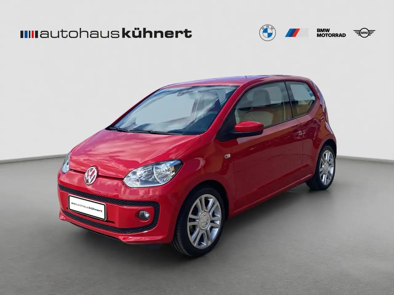 Volkswagen up! 1.0 BlueMotion Technology Navi PDC Klima — photo 1 of 18