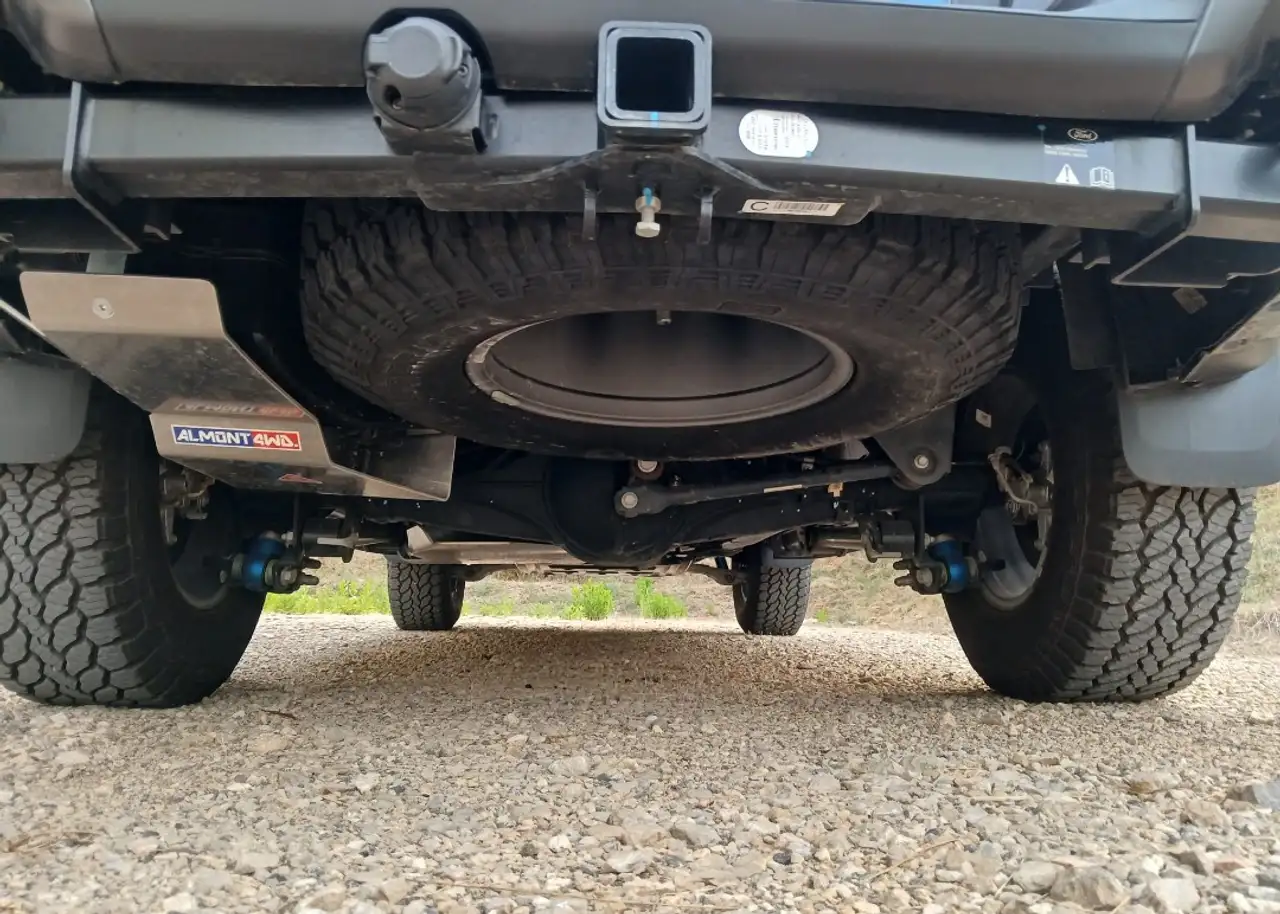 Ford Ranger 2.0 tdci double cab Limited 213cv auto — photo 1 of 9